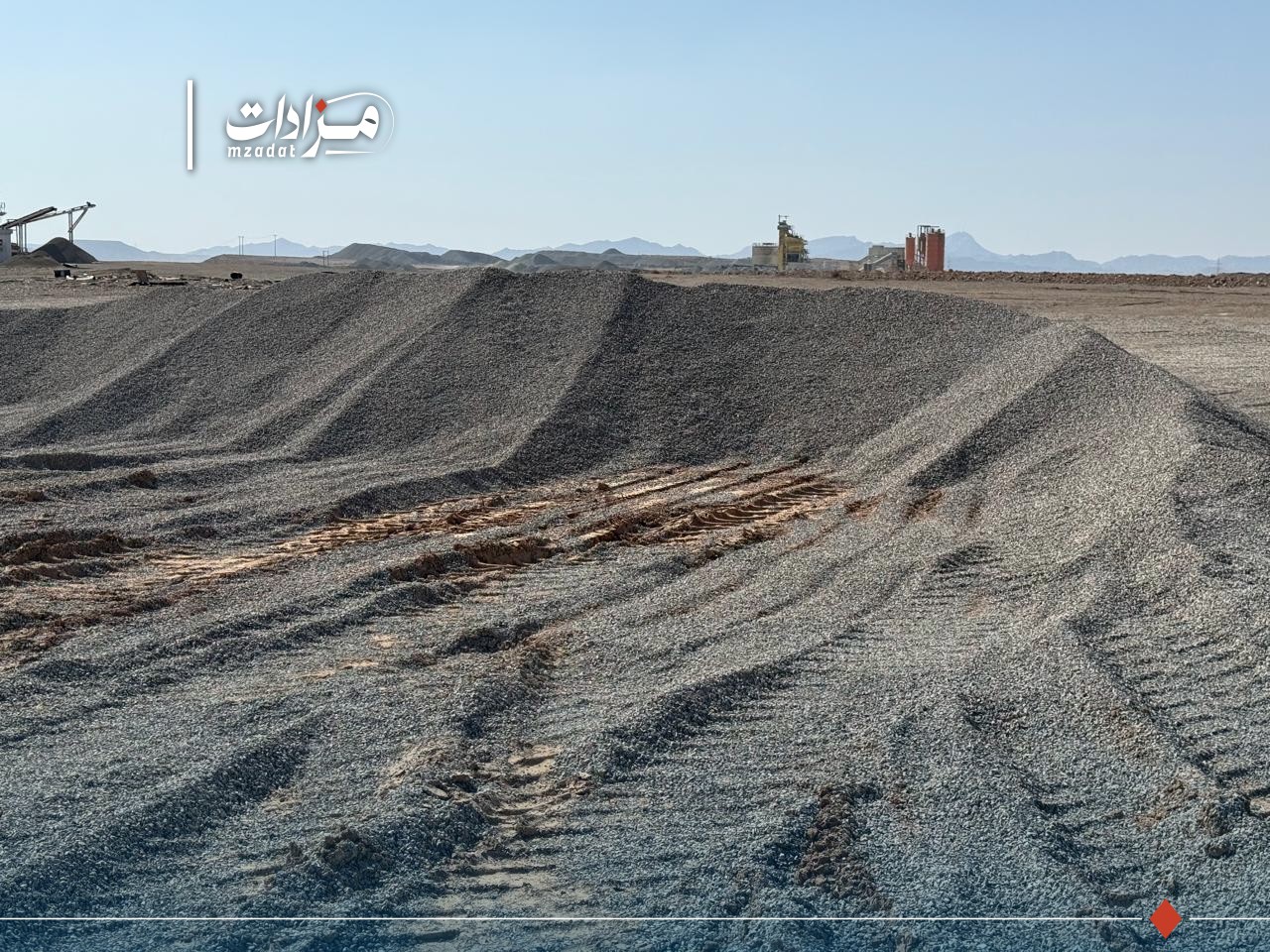 3- Rubble of stones and rocks + steel fence (mesh) + assorted steel scrap + steel canopy + caravan + steel room (shinko)